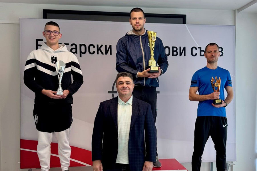 Стоян Пушков донесе златна купа за ССК Бургас на национален турнир по спортна стрелба