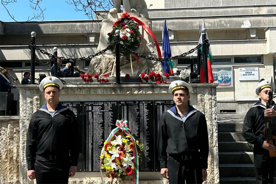 Гергьовден в Бургас: ритуал в памет на българските воини и празничен концерт